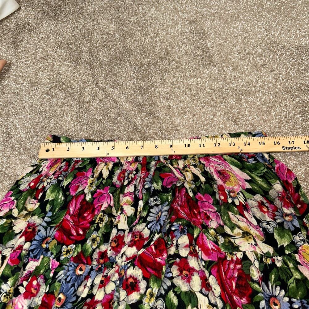 Vintage Floral Midi Skirt in Black, Red, Pink, Green - Picture 5 of 7